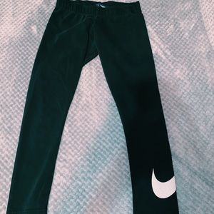 Nike cropped leggings